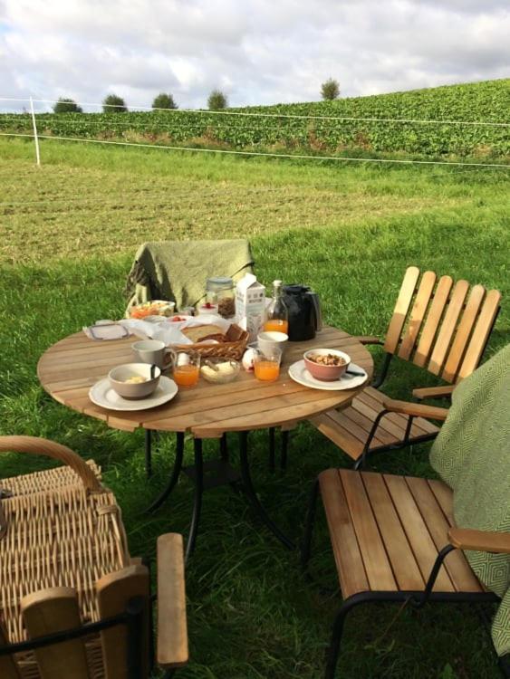Glamping Och Gardslagenhet Mellan Himmel Och Hav Διαμέρισμα Skivarp Εξωτερικό φωτογραφία